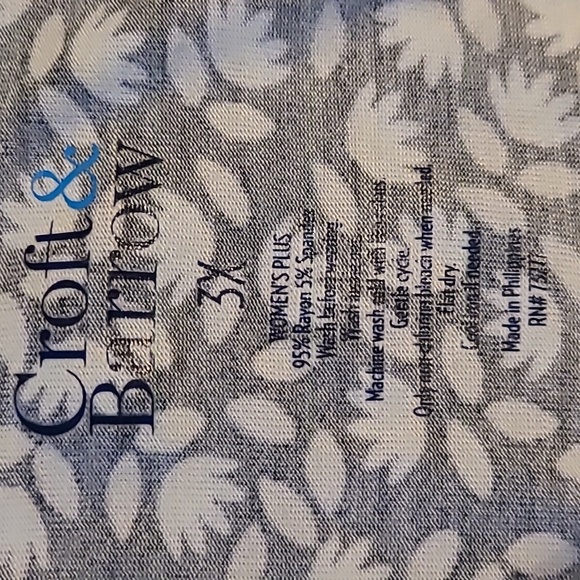 CROFT AND BARROW WOMENS PLUS SIZE BLACK & WHITE FLORAL TANK TOP SIZE 3X - Picture 6 of 12